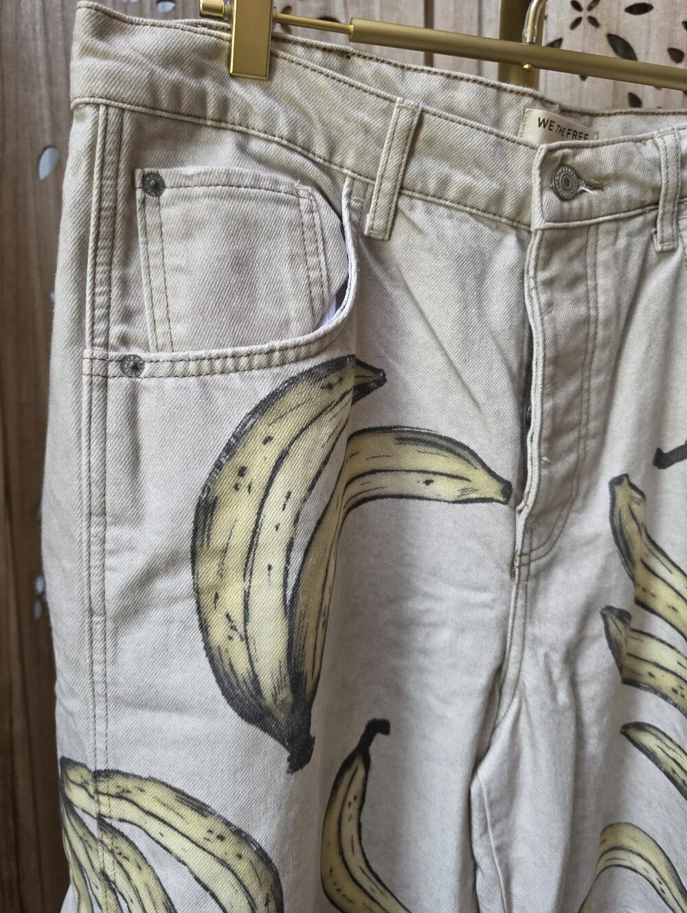 NWT We The Free Good Luck Printed Barrel Jeans in Go Bananas - Picture 7 of 16